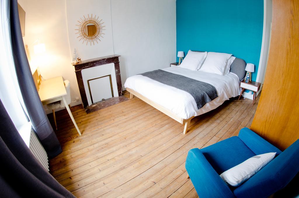 La Tour Louise Bed and Breakfast Bayeux Habitación foto