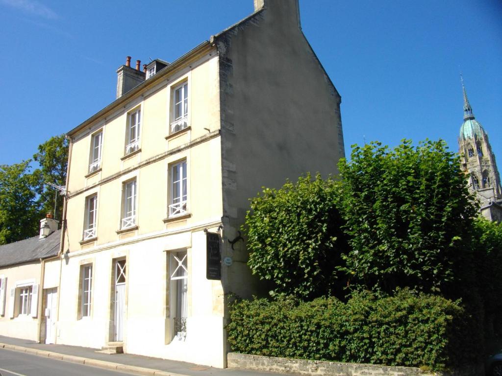 La Tour Louise Bed and Breakfast Bayeux Exterior foto