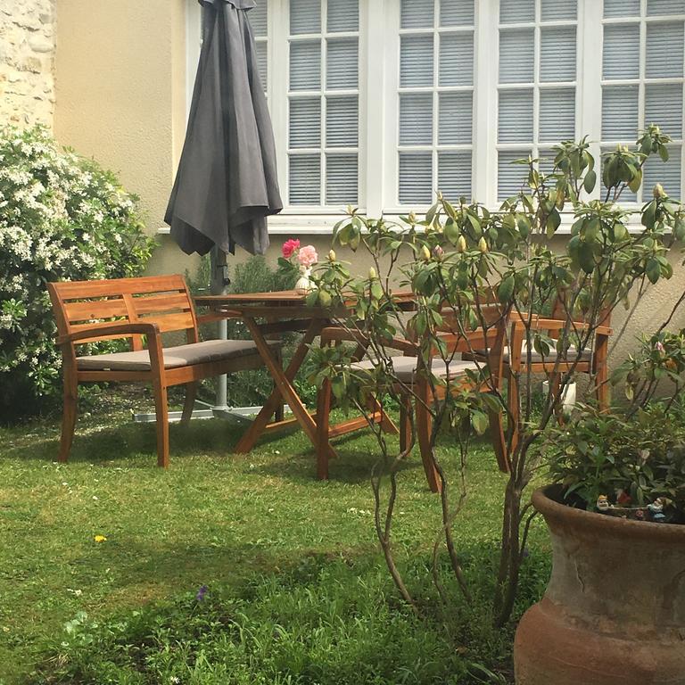 La Tour Louise Bed and Breakfast Bayeux Exterior foto